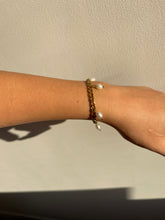 Cargar imagen en el visor de la galería, Pearl Bracelet
